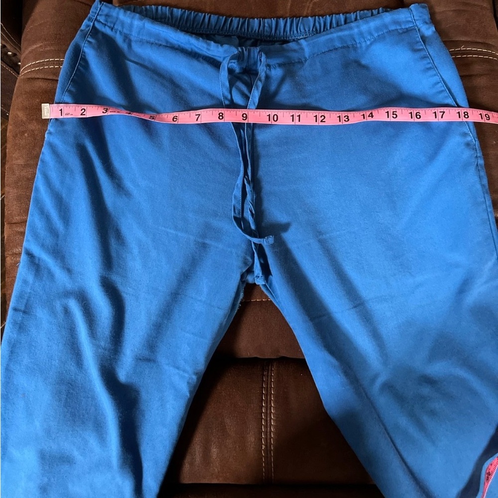 Cherokee workwear scrub set size small, royal blue. - Picture 8 of 8